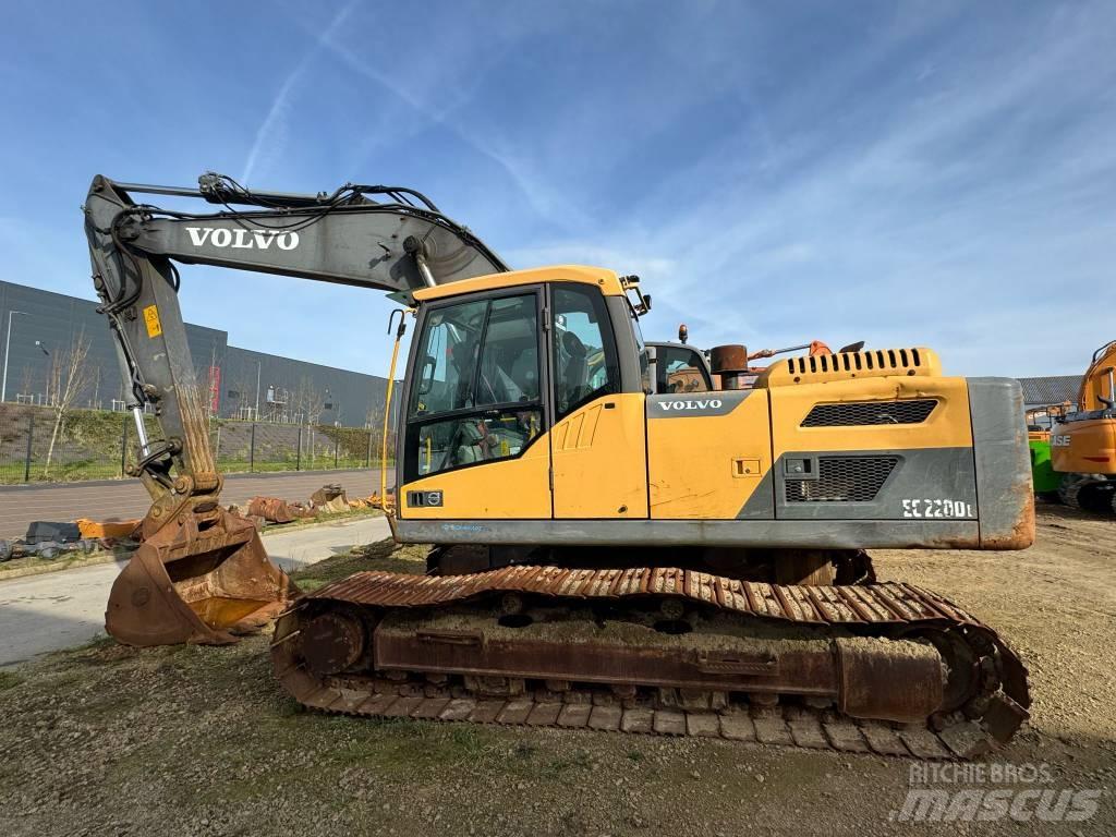 Volvo EC220DL Bageri guseničari