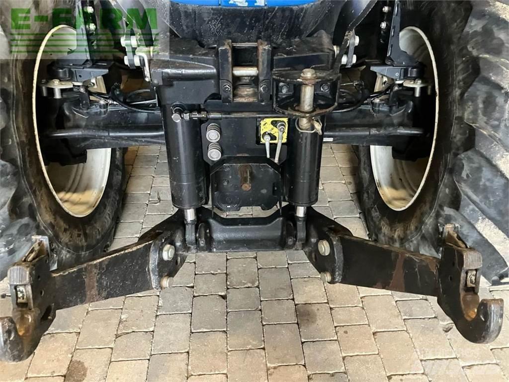 New Holland T7.220 Traktori