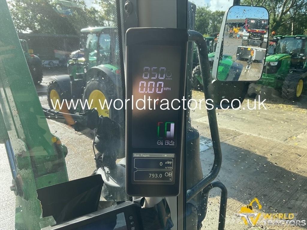 John Deere 6100 M Traktori