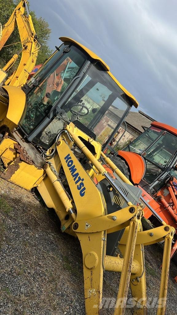 Komatsu WB 93 R Boom i dipper strele