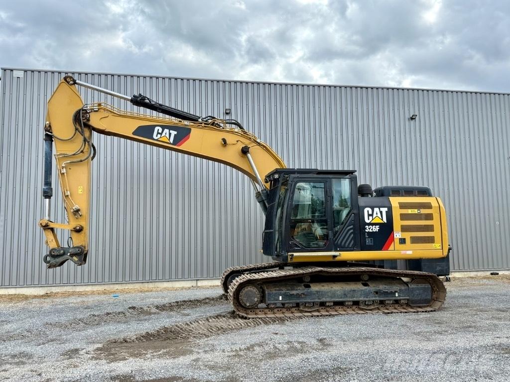 CAT 326 F L Bageri guseničari