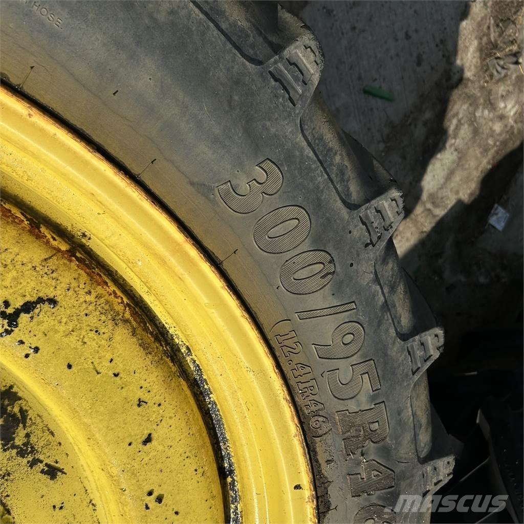  300/95R46 Gume, točkovi i felne