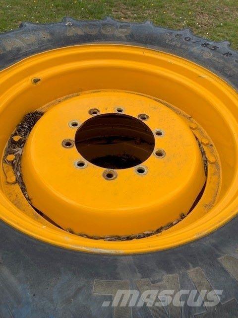  380/85R34 Gume, točkovi i felne