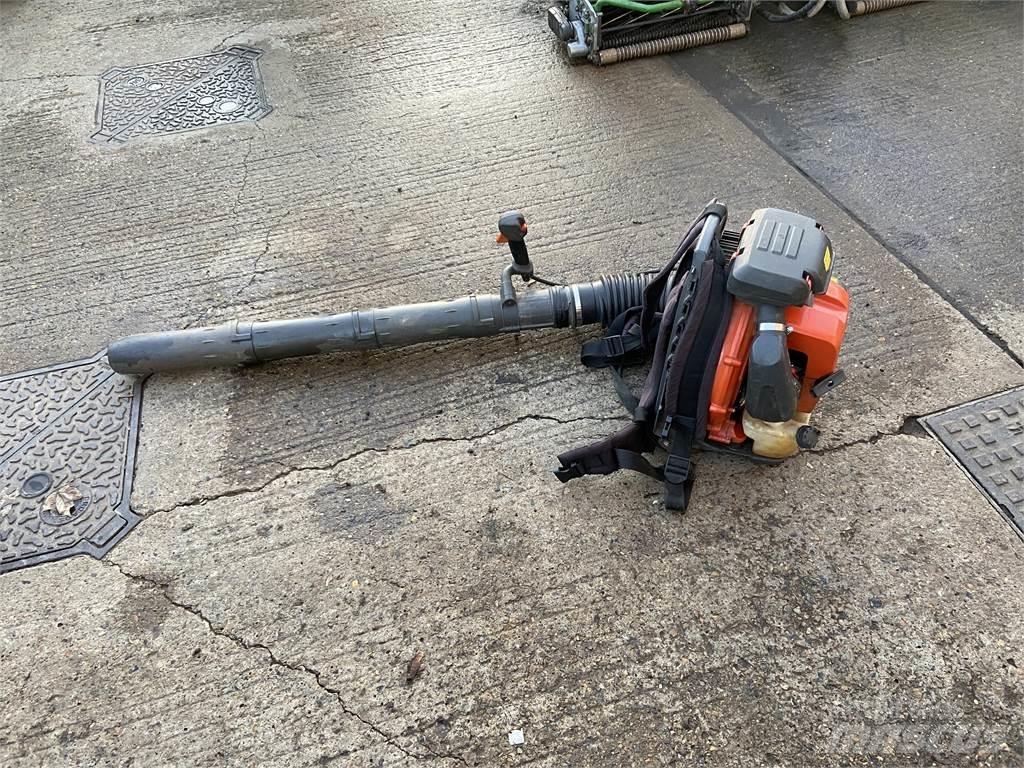 Husqvarna 570BTS Ostale poljoprivredne mašine