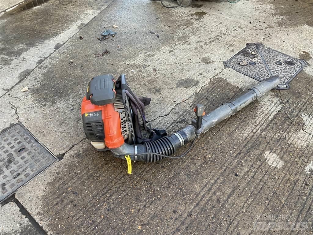 Husqvarna 570BTS Ostale poljoprivredne mašine