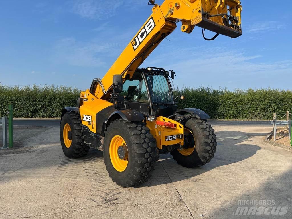JCB 560-80 Poljoprivredni teleskopski utovarivači