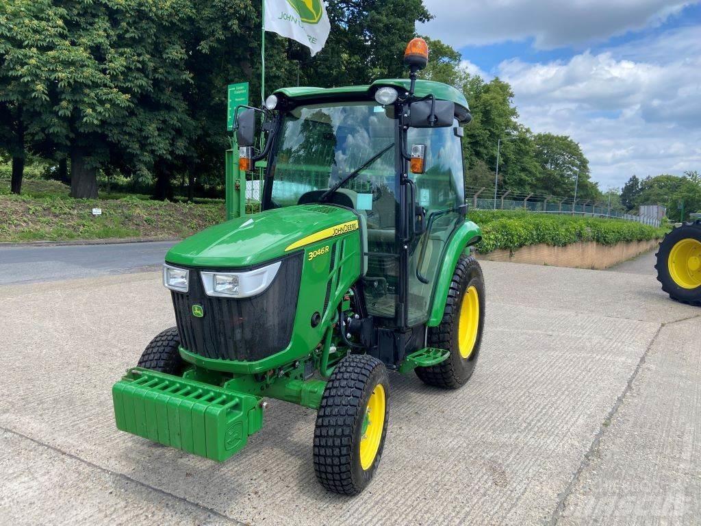 John Deere 3046R Manji traktori