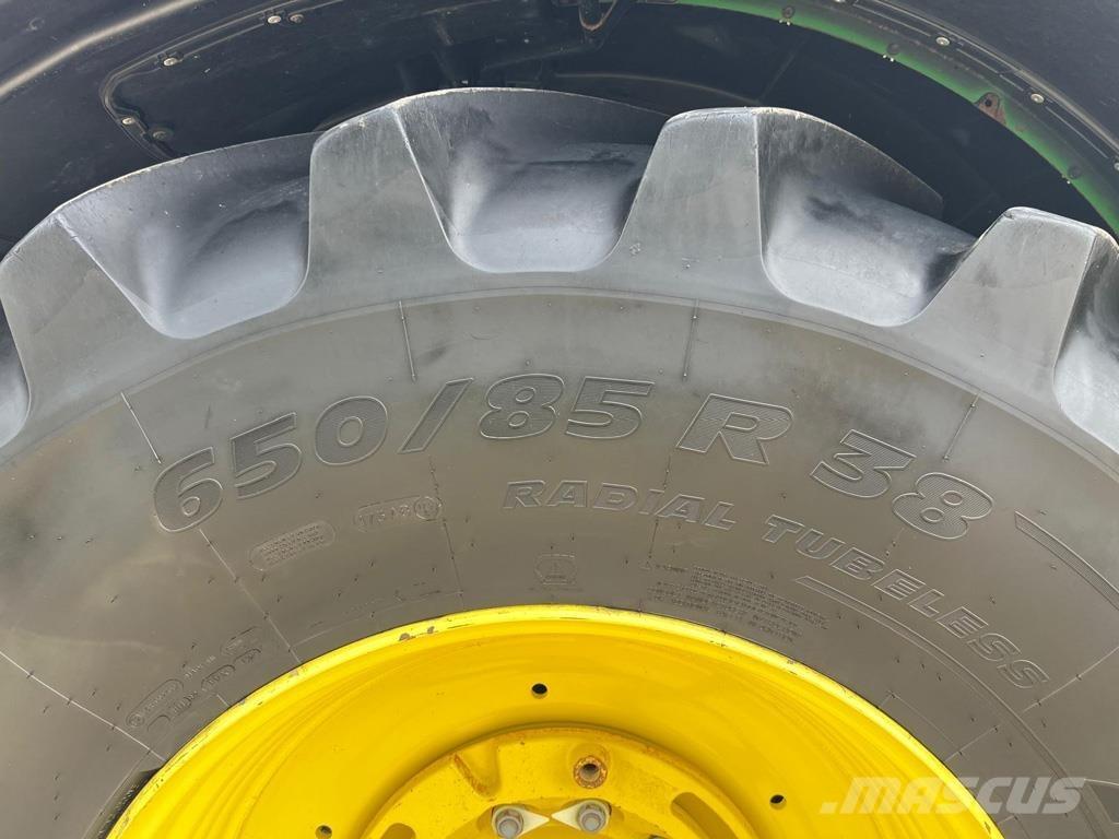 John Deere 6250R Traktori