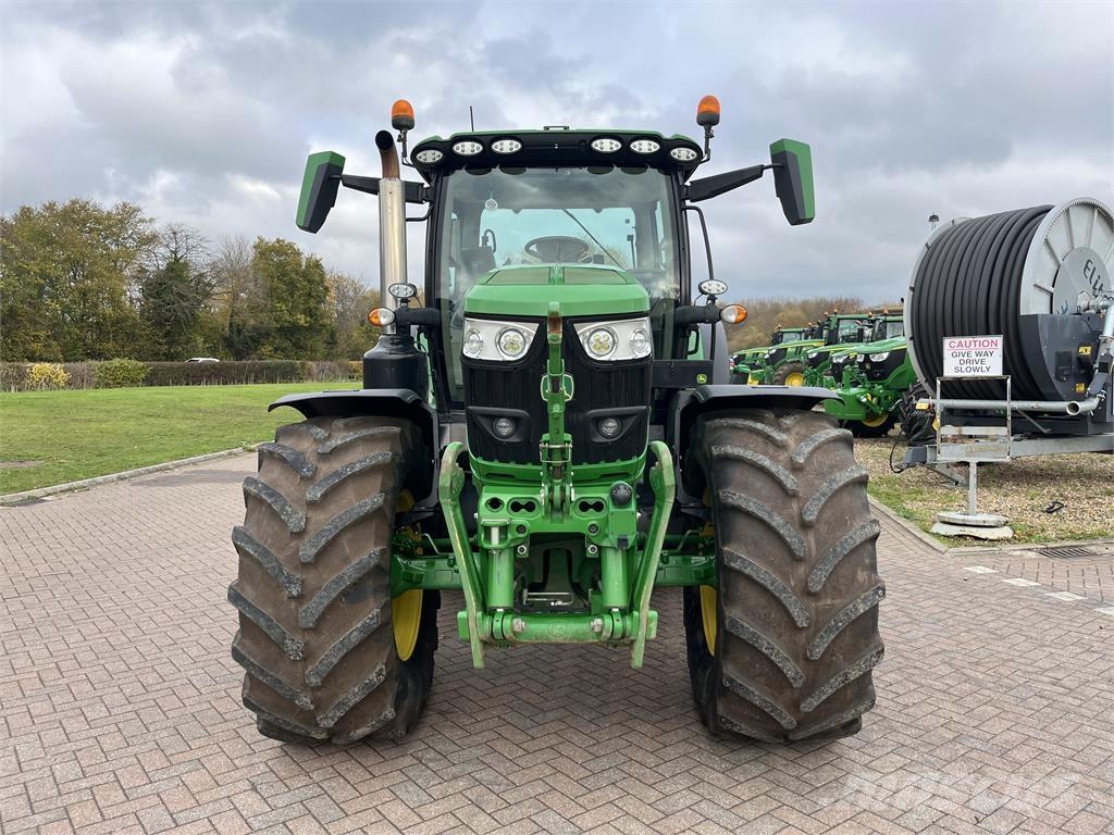 John Deere 6R155 Traktori