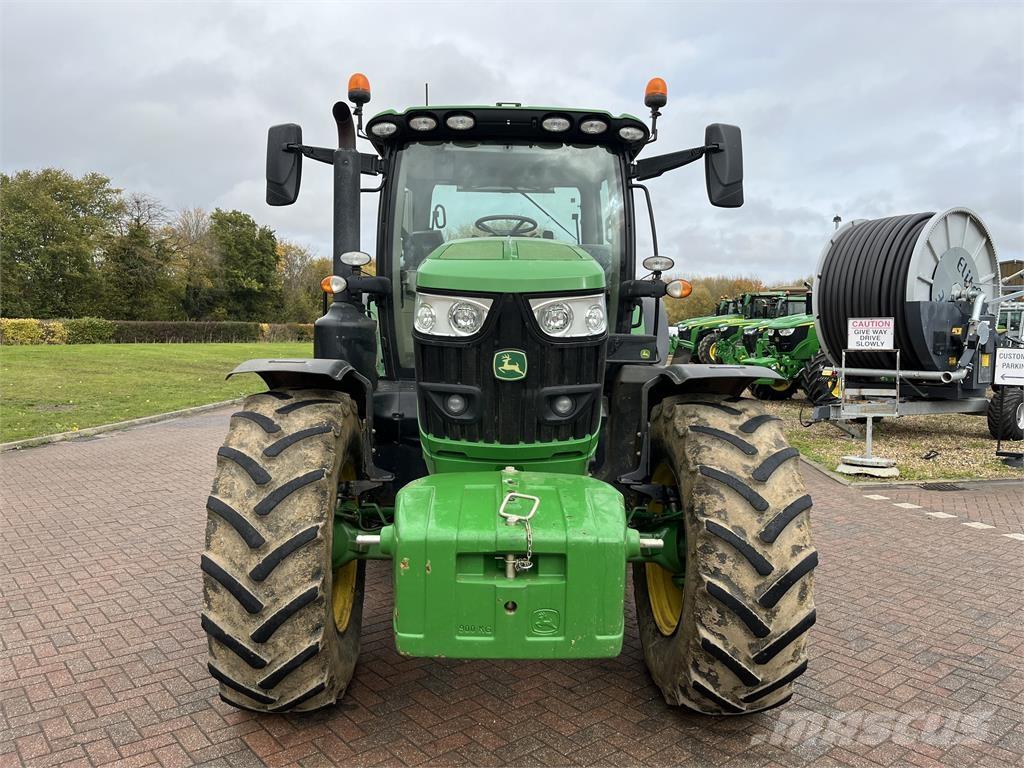 John Deere 6R155 Traktori