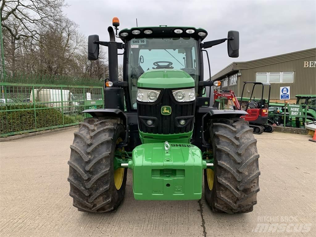 John Deere 6R185 Traktori