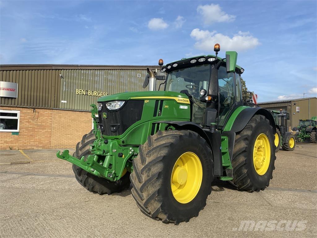 John Deere 6R250 Traktori