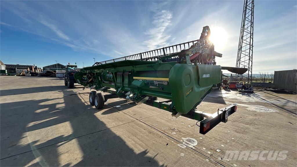 John Deere 730X Kombajni