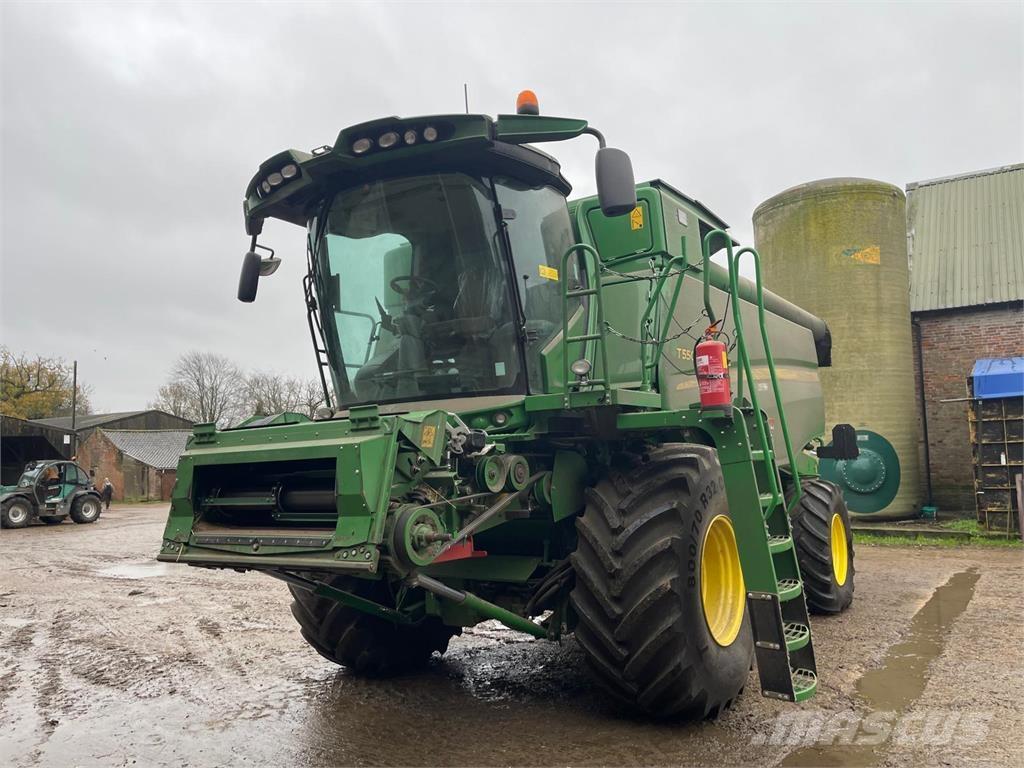 John Deere T550 Kombajni