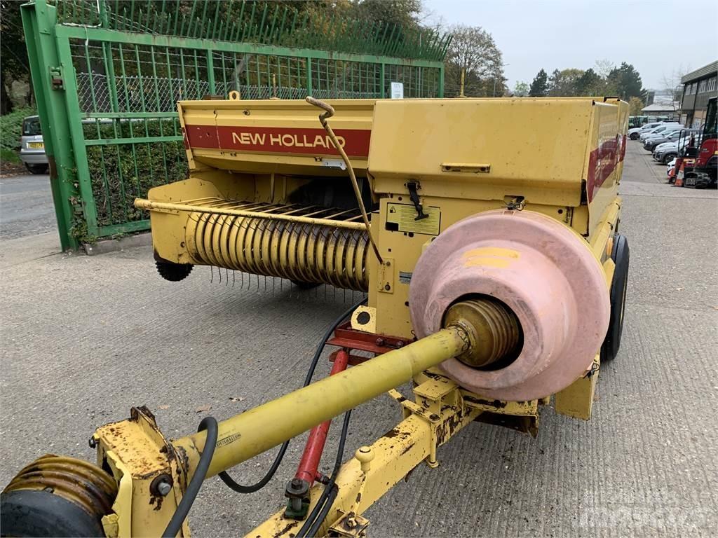 New Holland 945 Prese/balirke za rolo bale
