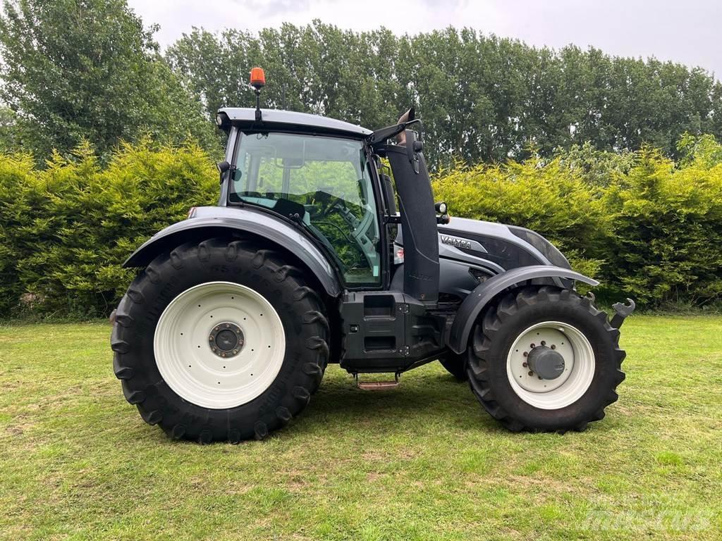 Valtra T234 Traktori