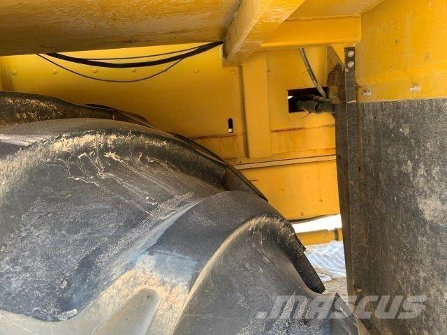  Ag 8104 Rasturači mineralnog đubriva