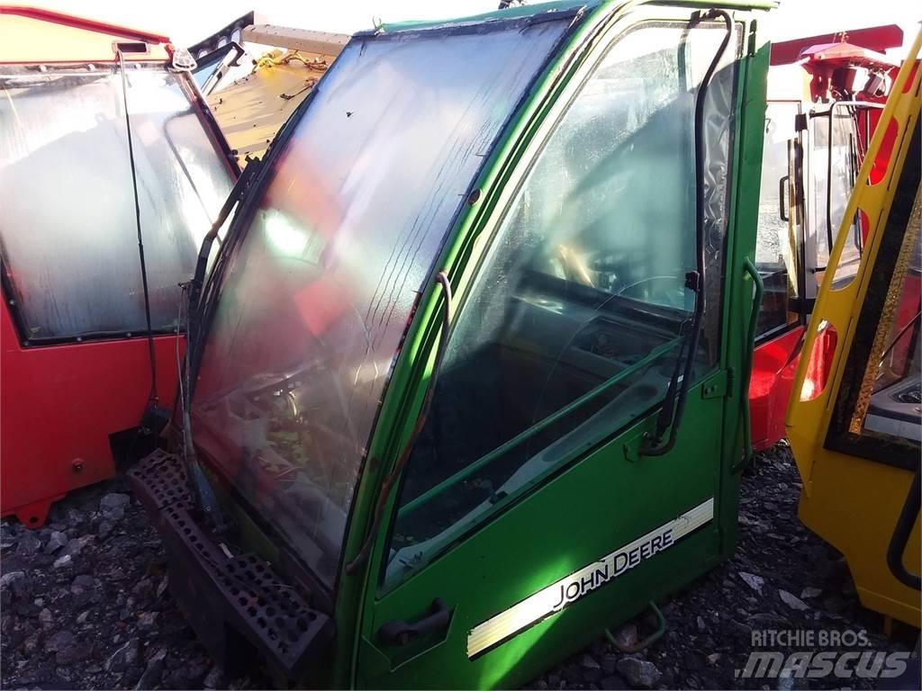John Deere 1070d Kabine i unutrašnjost
