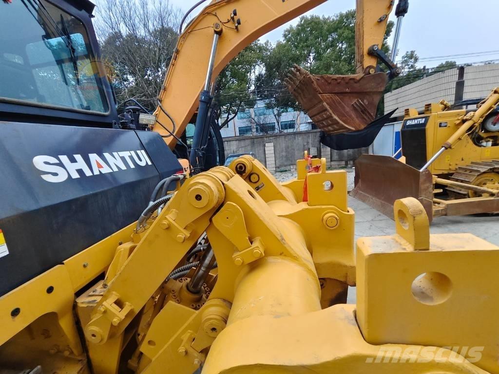 Shantui SD 22 Buldožeri guseničari