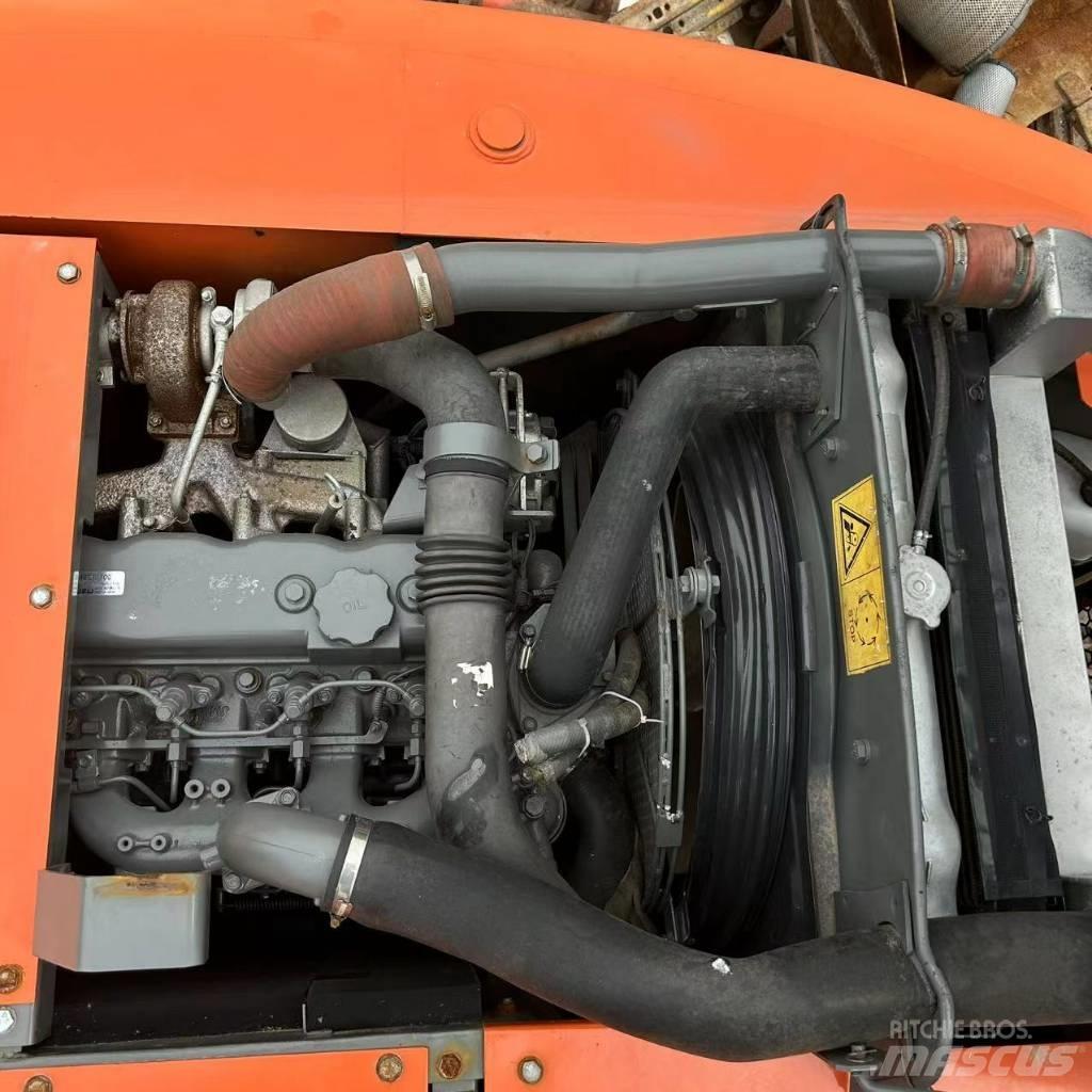 Hitachi ZX 120 Bageri guseničari