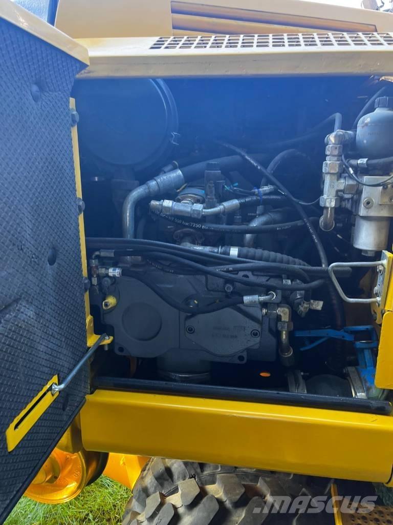Liebherr A 900 C ZW Bageri točkaši