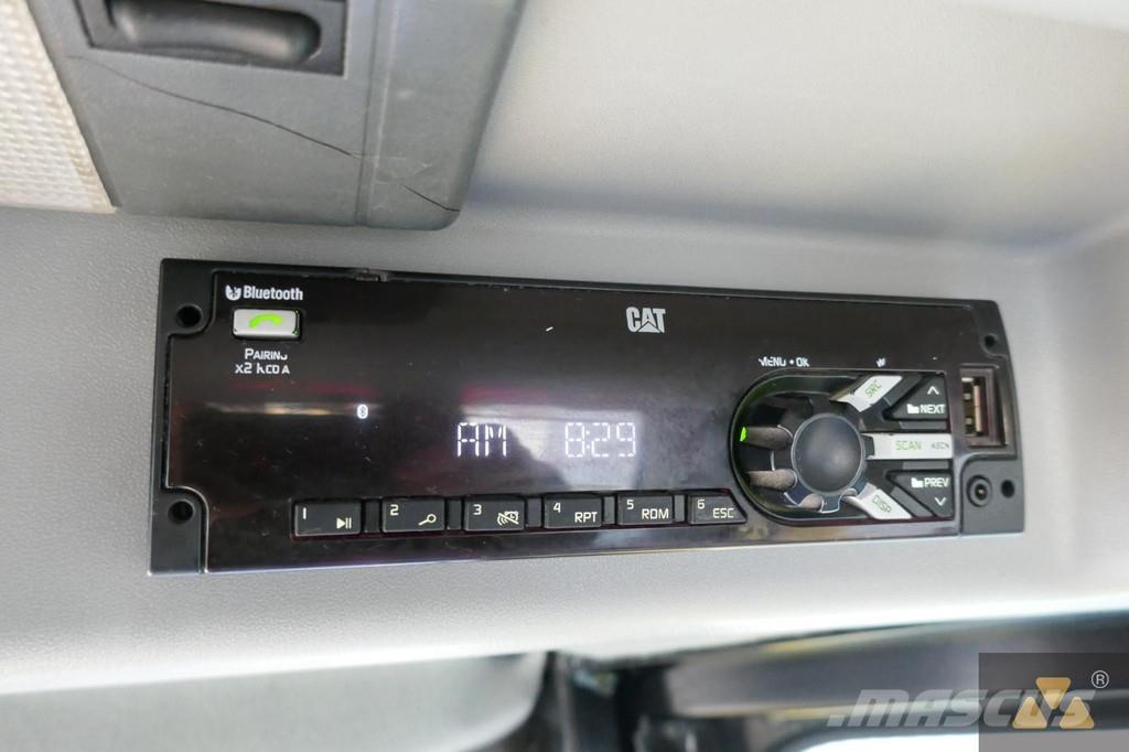 CAT D8T Buldožeri guseničari