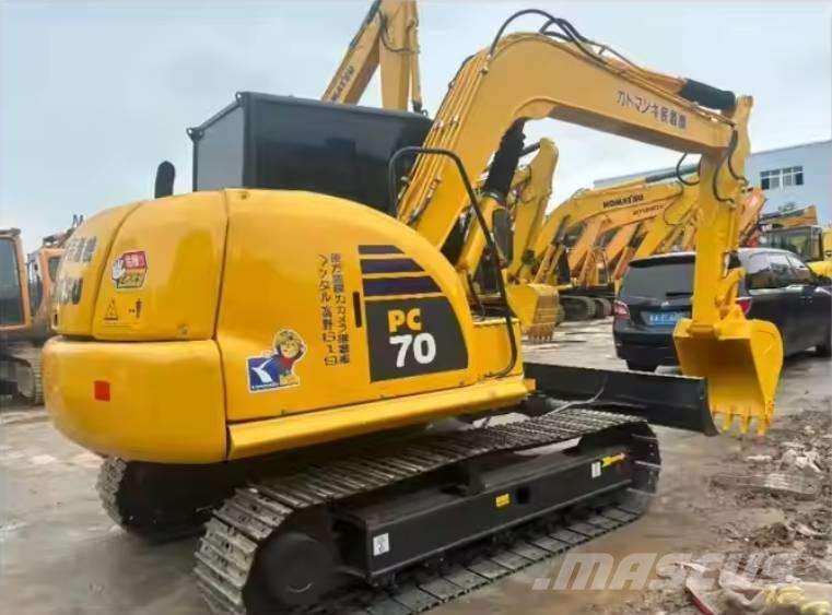 Komatsu PC70-8 Midi bageri 7t – 12t