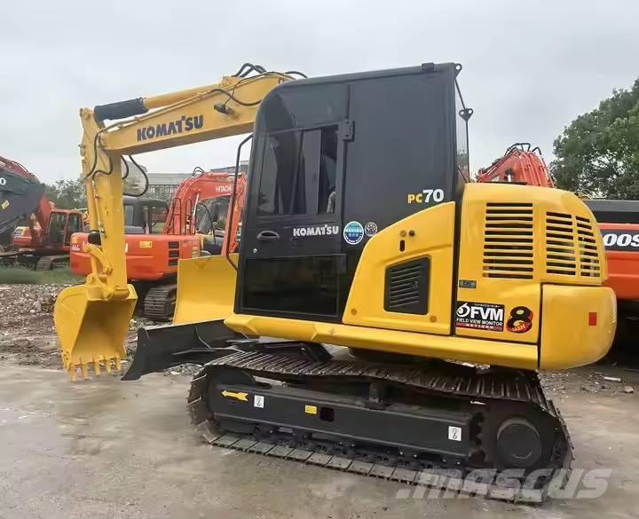 Komatsu PC70-8 Midi bageri 7t – 12t