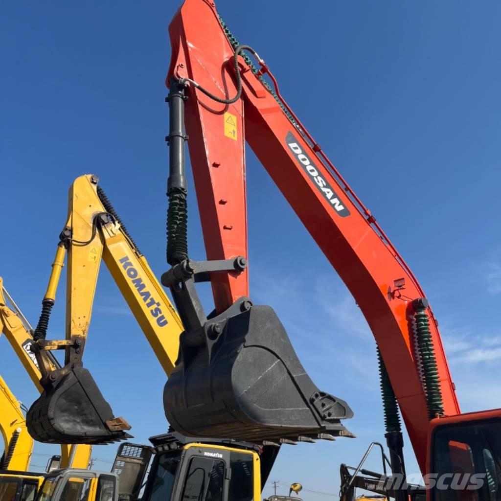 Doosan DX 300 Bageri guseničari