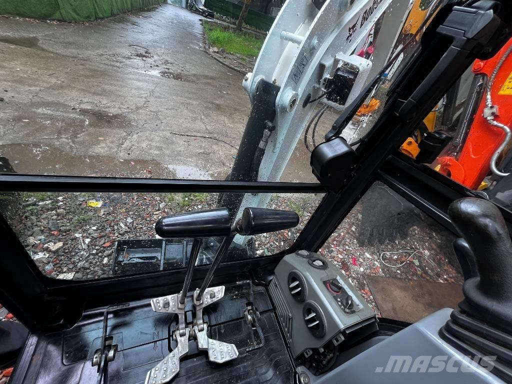 Bobcat E 20z Mini bageri < 7t