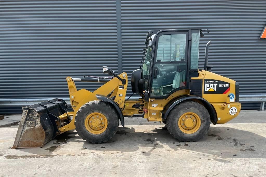 CAT 907M Utovarivači na točkove