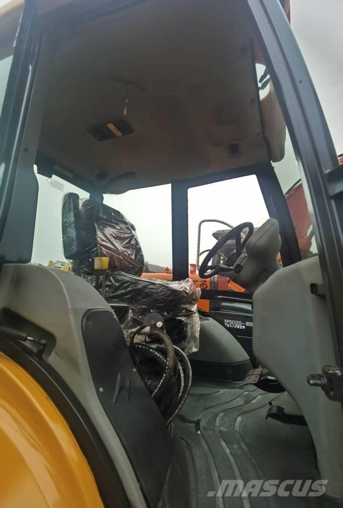 JCB 4 CX Rovokopači