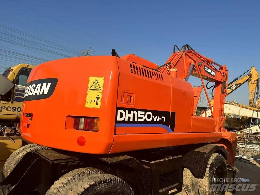 Doosan 150 W-7 Bageri točkaši