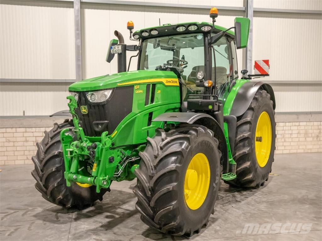 John Deere 6R215 Traktori