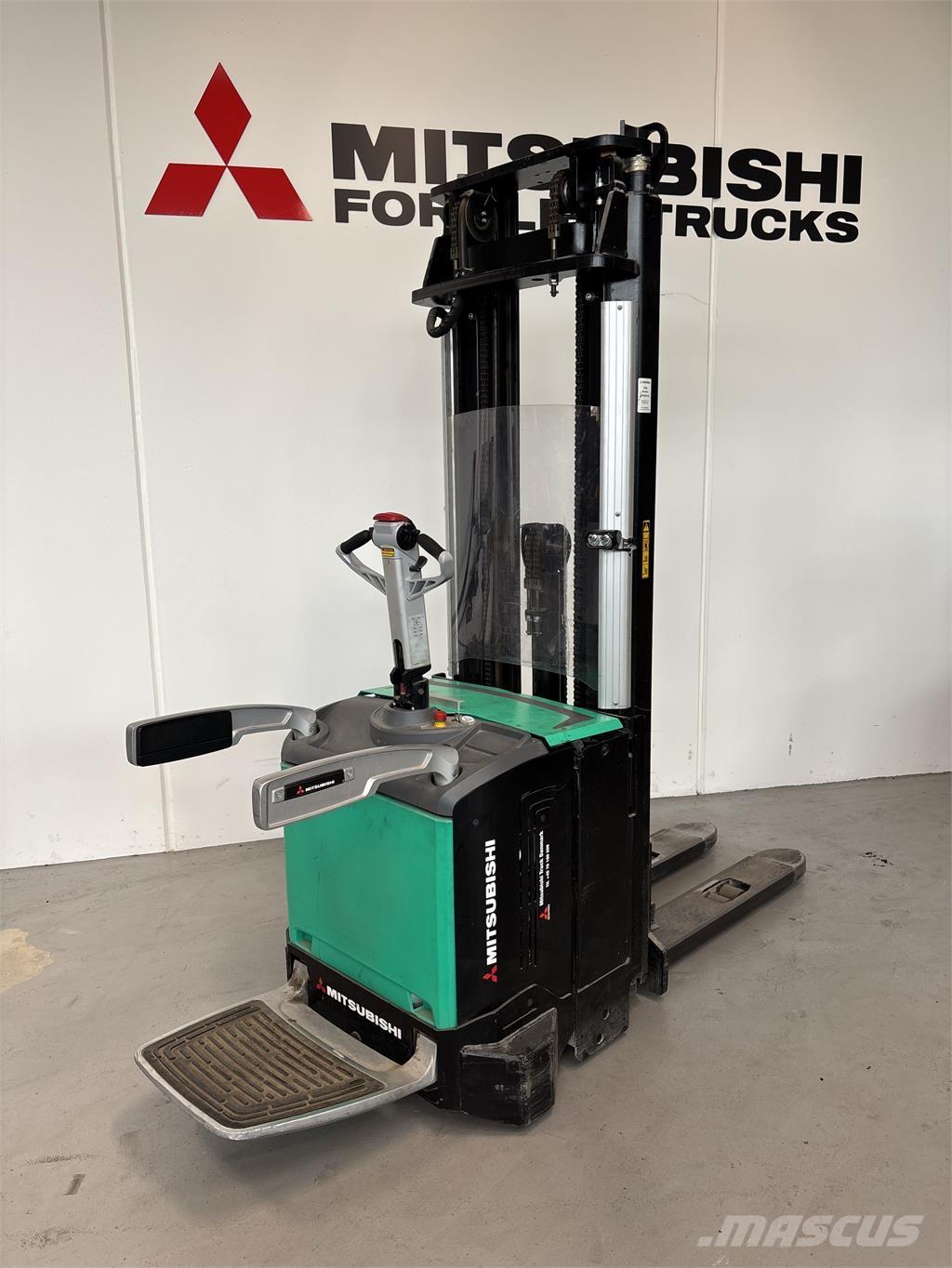 Mitsubishi SBV16N Samopogonski ručni viljuškari