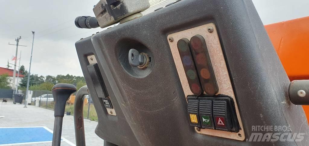 Ausa D 600 APG Damperi za gradilište