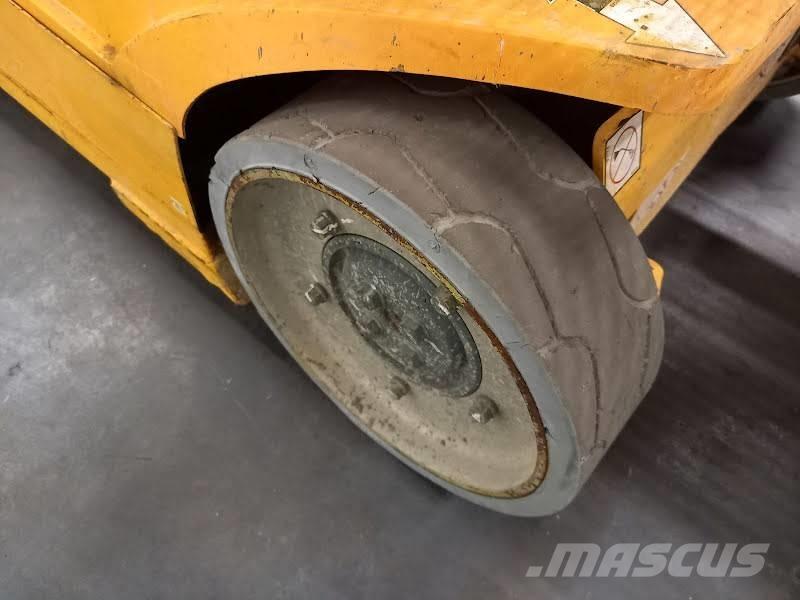 JLG Toucan 8 E Jarbolne penjajuće platforme