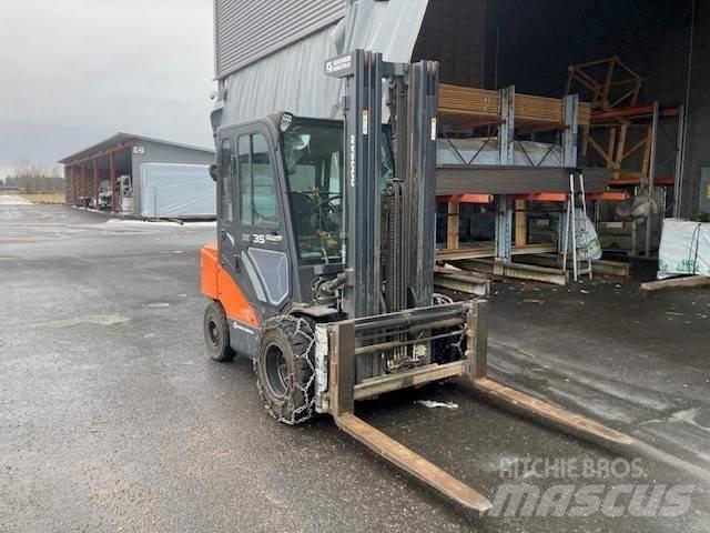 Doosan D35C-7 Dizelski viljuškari