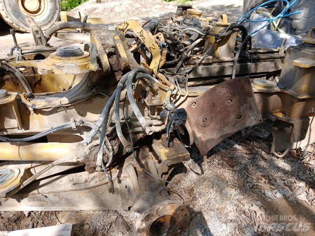 CAT 730 Zglobni damperi