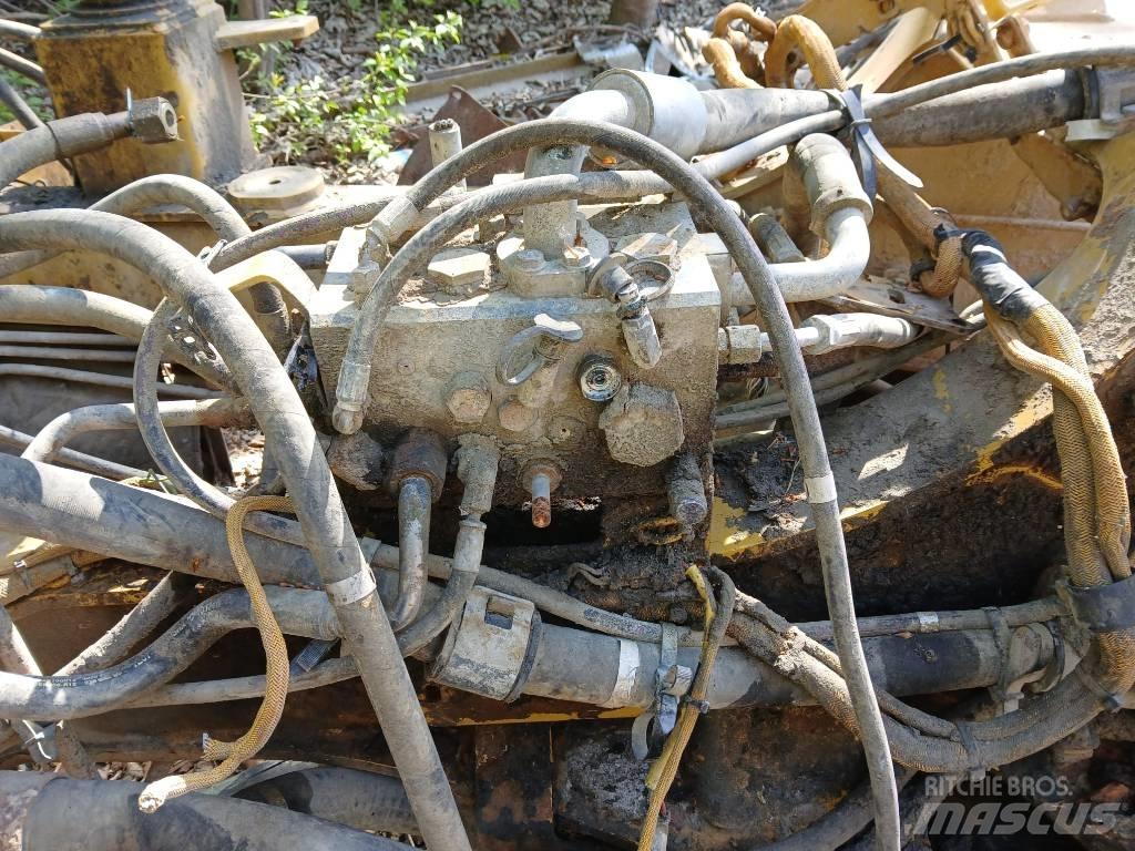 CAT 730 Zglobni damperi