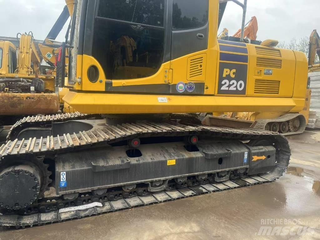 Komatsu PC 220-8 Bageri guseničari