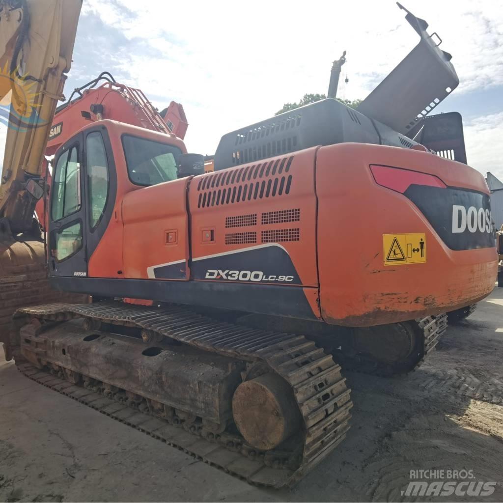 Doosan DX 300 LC Bageri guseničari