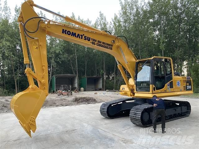 Komatsu PC200-8 Bageri guseničari