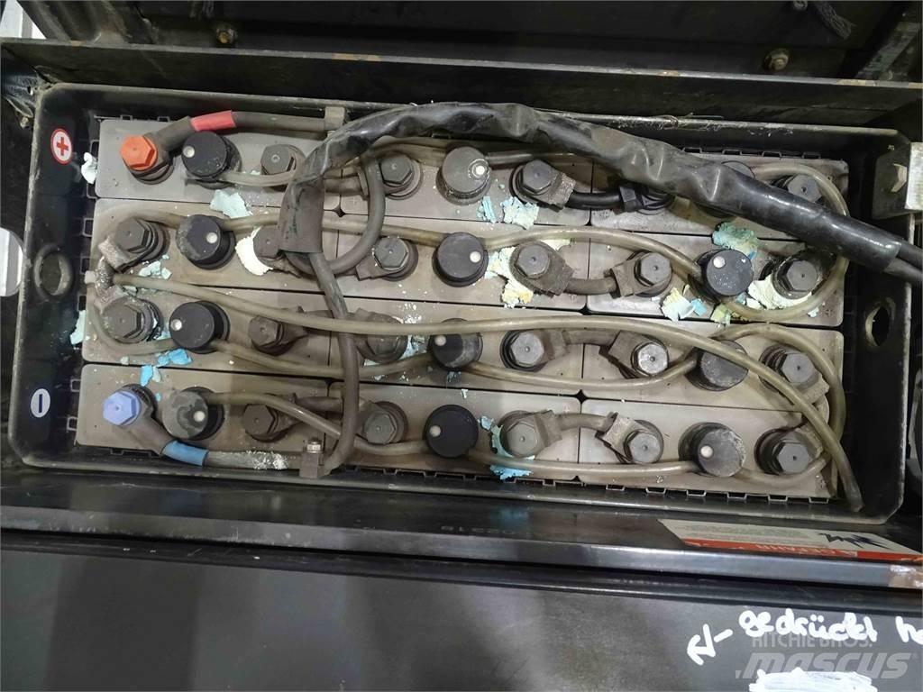 Crown WT3040 Nisko podizni električni viljuškar