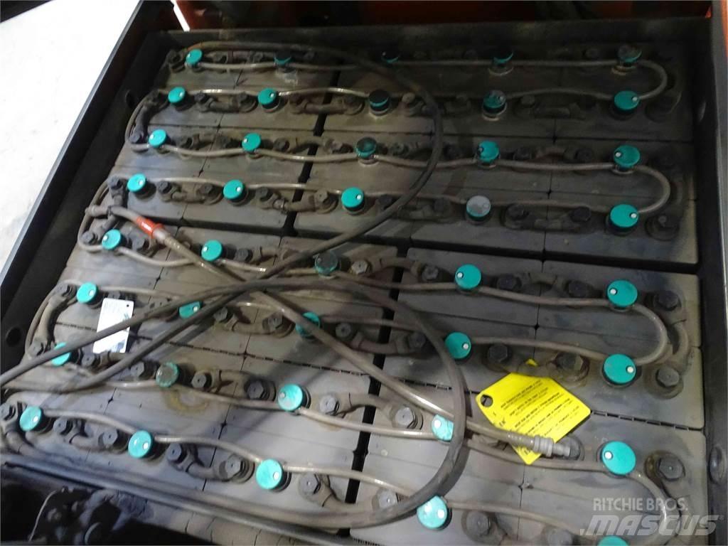 Linde E30 Električni viljuškari