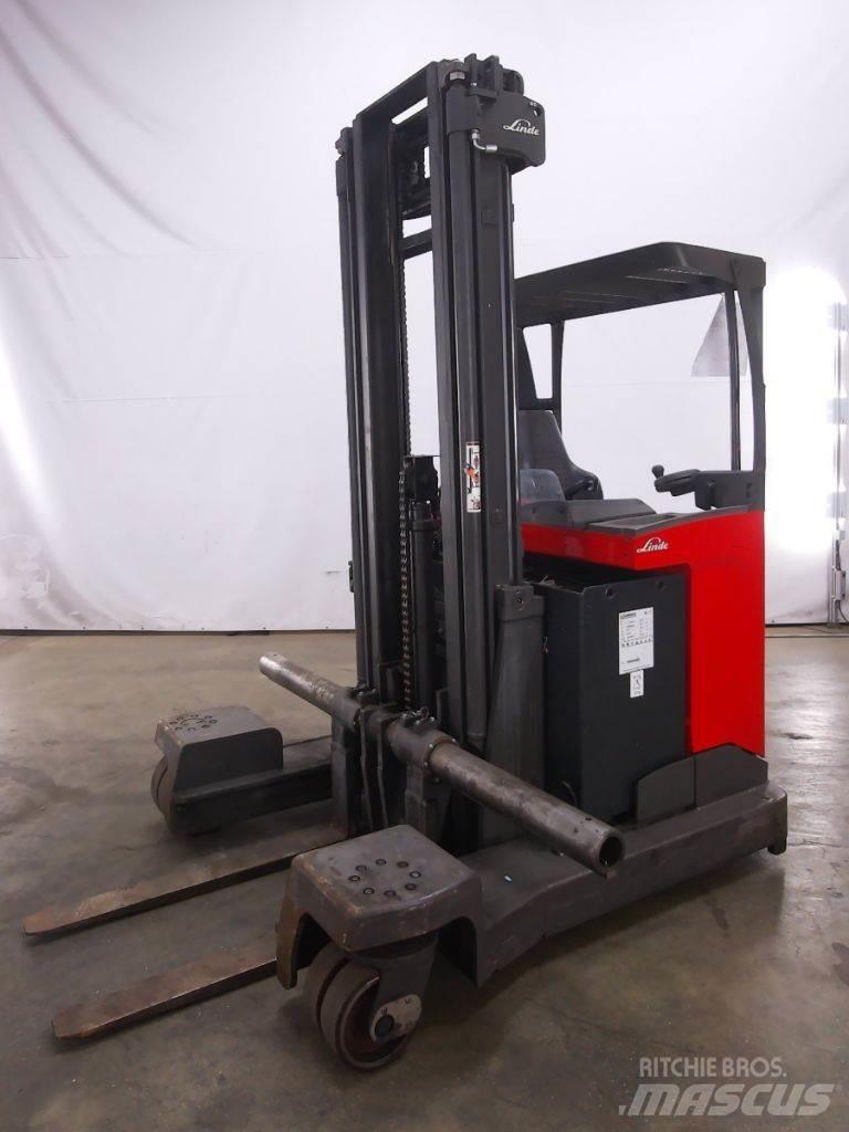 Linde R25F Viljuškari sa 4-stranskim dohvatom