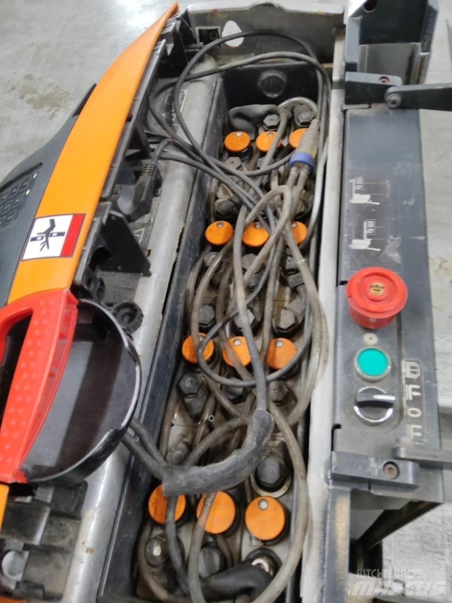 Still EXU-H18 Ručni električni viljuškar