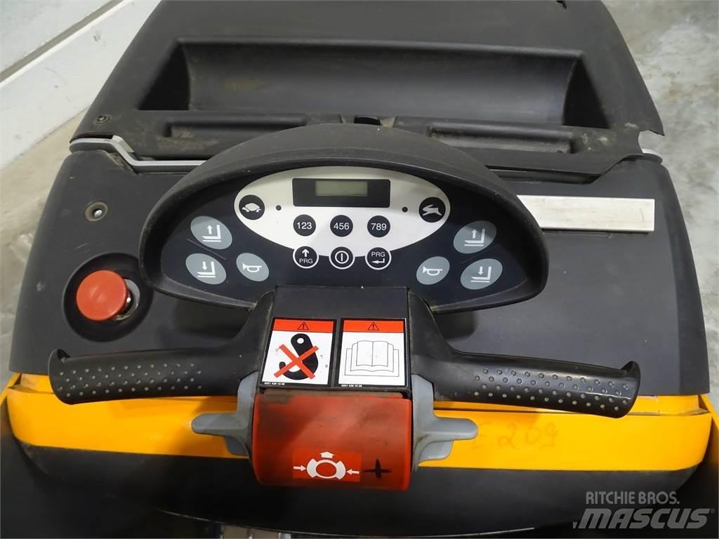 Still EXU-S22 Nisko podizni električni viljuškar