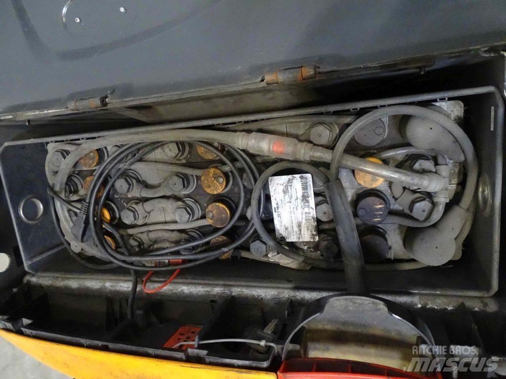 Still EXU16 Nisko podizni električni viljuškar