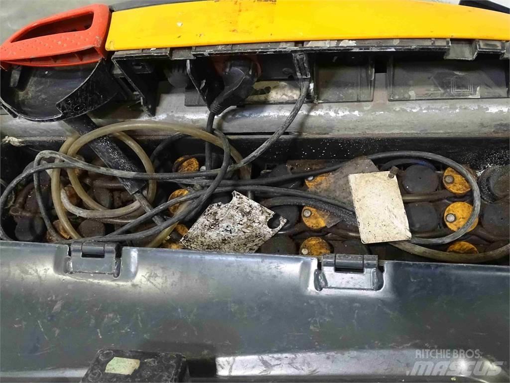 Still EXU16 Nisko podizni električni viljuškar